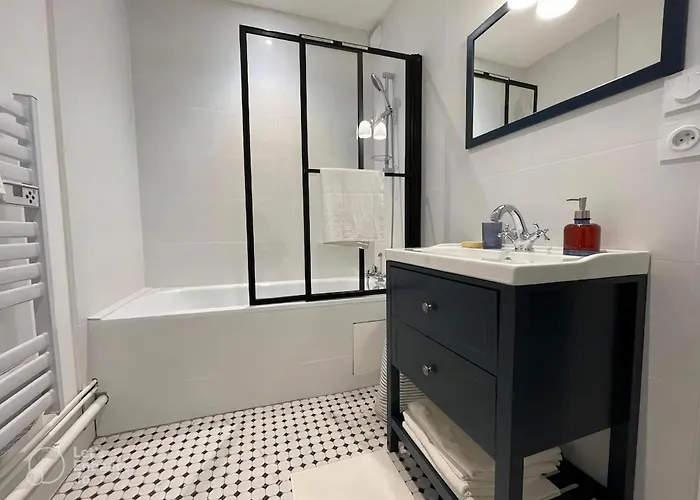 Le Bleuet Au Coeur De アパート